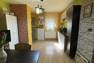 Apartament cu 2 camere decomandat în Aradului - 10