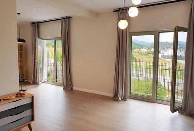 Casă cu 5 camere cu Teren 500 Mp în Cisnădioara - 2