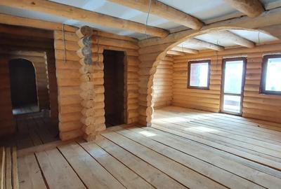 Ocazie! Vand cabana de bustean masiv in sat Pestera, com Moieciu, Brasov - 5