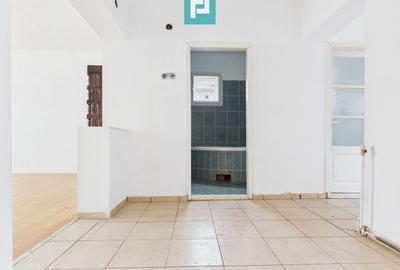 Casă individuală cu 8 camere cu Canalizare în Prunișor - 4