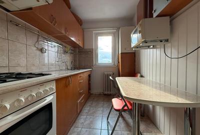 Apartament cu 3 camere semidecomandat în Mănăștur