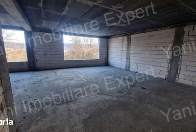 Casă cu 4 camere cu Teren 723 Mp în Central - 11