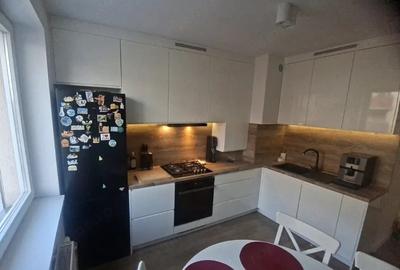 Apartament cu 2 camere decomandat în Berceni