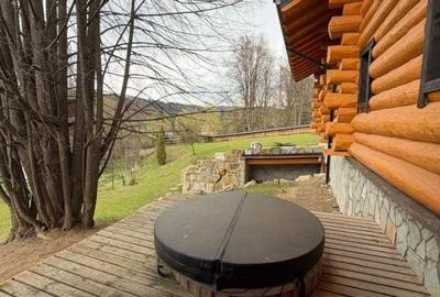 Casă cu 4 camere cu Teren 5500 Mp în Sucevița