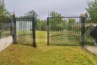 Casă individuală cu 5 camere cu Teren 2300 Mp în Mătăsaru