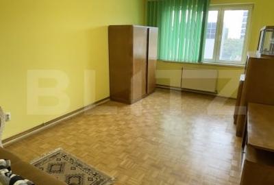 Apartament cu 2 camere decomandat, mobilat în Central