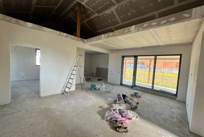 Casă cu 4 camere cu Teren 475 Mp în Mocira - 12