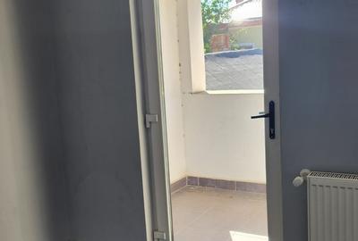 Casă cu 8 camere cu Teren 700 Mp în Afumați - 5
