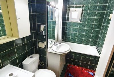 Apartament cu 3 camere în 9 Mai