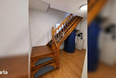 Casă cu 4 camere cu Teren 9272 Mp în Vama