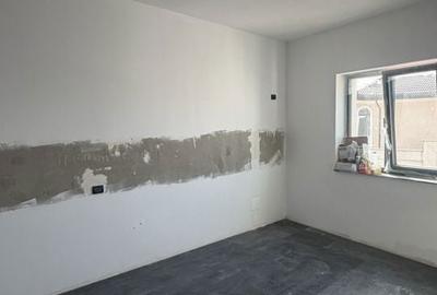 Casă cu 4 camere cu Teren 300 Mp în Plaiul Vulcanești - 11
