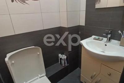 Apartament cu 3 camere decomandat în Găvana - 1