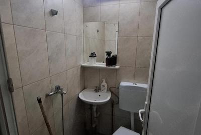 Garsonieră decomandată în Florilor - 3