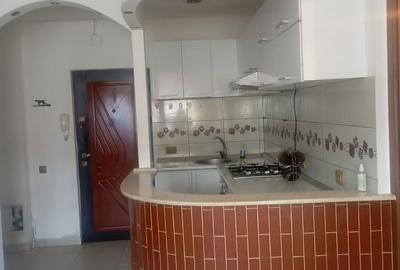 Apartament cu 2 camere decomandat în Central - 3