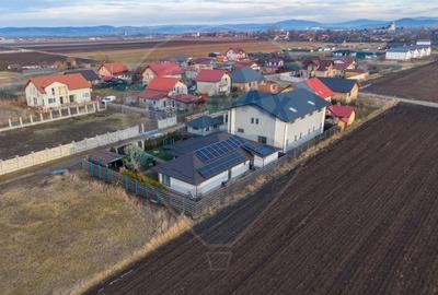 Casă cu 4 camere cu Teren 508 Mp în Hălchiu - 20