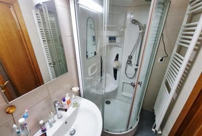 Apartament cu 3 camere decomandat, mobilat în Central - 1