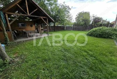 Apartament cu 3 camere decomandat, mobilat în Calea Dumbrăvii - 4