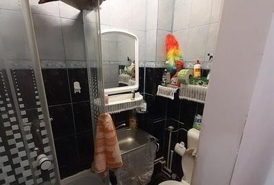 Garsonieră la parter, 160 E - 1