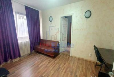 Apartament cu 2 camere semidecomandat în Podu Roș - 1