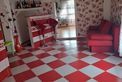 Casă cu 6 camere cu Teren 500 Mp în Arini - 4