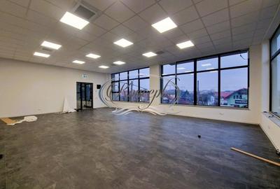 Spatiu comercial pentru diverse activitati sau investitie - 2