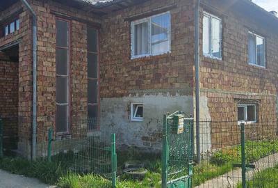 Casă cu 4 camere în Vișeu de Mijloc - 7