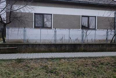 Casă cu 3 camere cu Teren 110 Mp în Andrid - 1