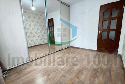 Apartament cu 3 camere semidecomandat în Central - 4