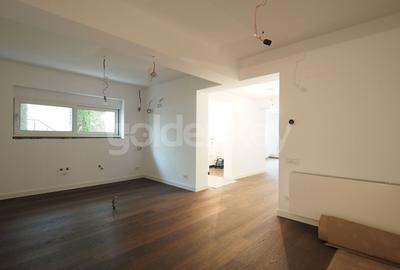 Casă cu 7 camere cu Canalizare în Șoseaua Nordului - 8