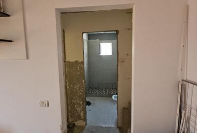 Poarta 6 . 2 camere semidecomandat - 4