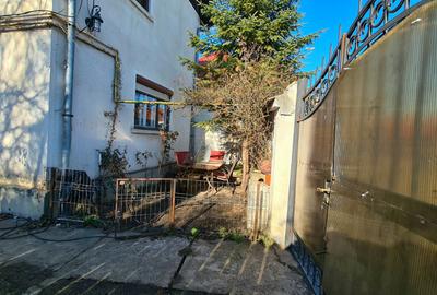 DESCOPERĂ FARMECUL BRAȘOVULUI: CASĂ AVÂND CURTE INTIMĂ ÎN ZONĂ LINIȘTITĂ - 2