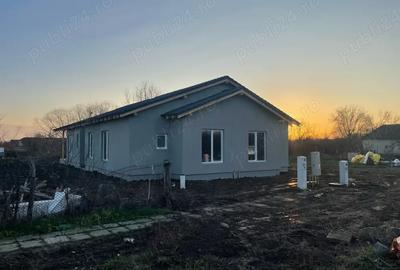 Vand 1 2 duplex in mosnita noua sat albina - 4