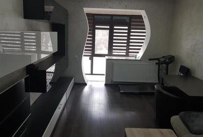 Apartament cu 2 camere decomandat în Independenței - 2