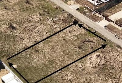 Teren de 801 mp, în Frumușeni - 1