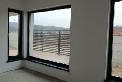 Casă cu 3 camere în Central - 1