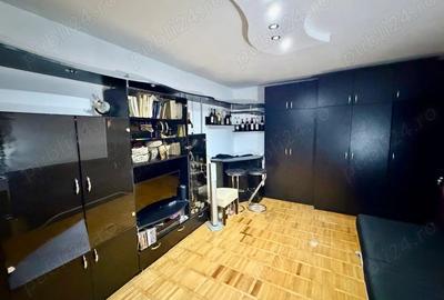 Apartament cu 2 camere, decomandat, pe Strada Cugir - 3