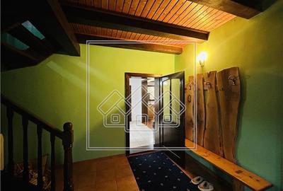 Casă individuală cu 5 camere cu Teren 3400 Mp în Porumbacu de Sus - 9