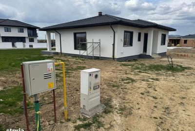 Casă cu 3 camere în Recea - 2