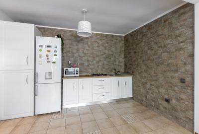 Video / Duplex 5 camere in vila, curte, 2008, Mamaia Nord, vezi video - 12