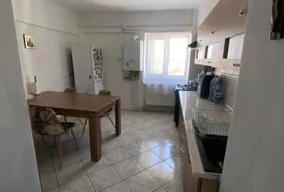 Apartament cu 3 camere decomandat în Soarelui - 8