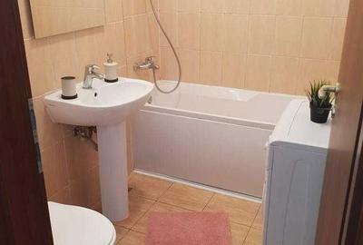 Garsonieră decomandată în Titan - 3