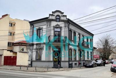 Duplex 200MP Modern cu balcon in cladire noua zona Centru -T - 30