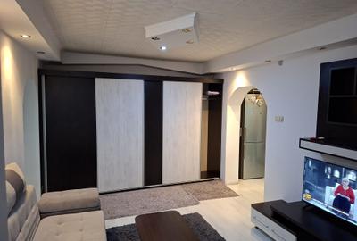 Apartament cu 2 camere semidecomandat, mobilat în Craiovei - 4