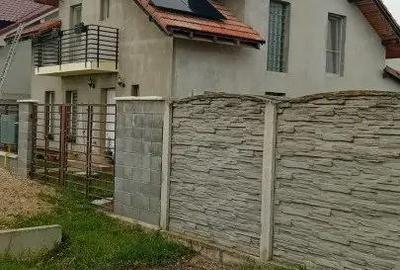 Casă cu 5 camere cu Teren 400 Mp în Săcălaz