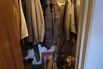 Apartament cu 3 camere decomandat în Berceni