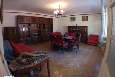 Casă cu 4 camere în Central - 7