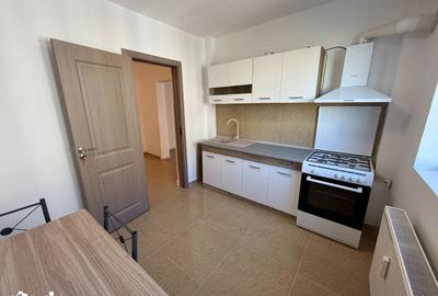 Apartament cu 2 camere semidecomandat, mobilat în Colentina