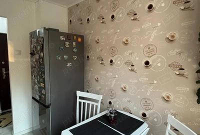 Vanz. Ap. 2 cam. cf.1 semidec. et. 2, supraf. utila 45,50 mp., mob. si util. str.1 decembrie 1918 - 14