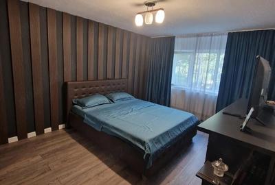 Apartament cu 2 camere decomandat în 1 Mai - 1