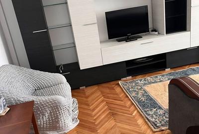 Apartament cu 2 camere decomandat în Nufărul